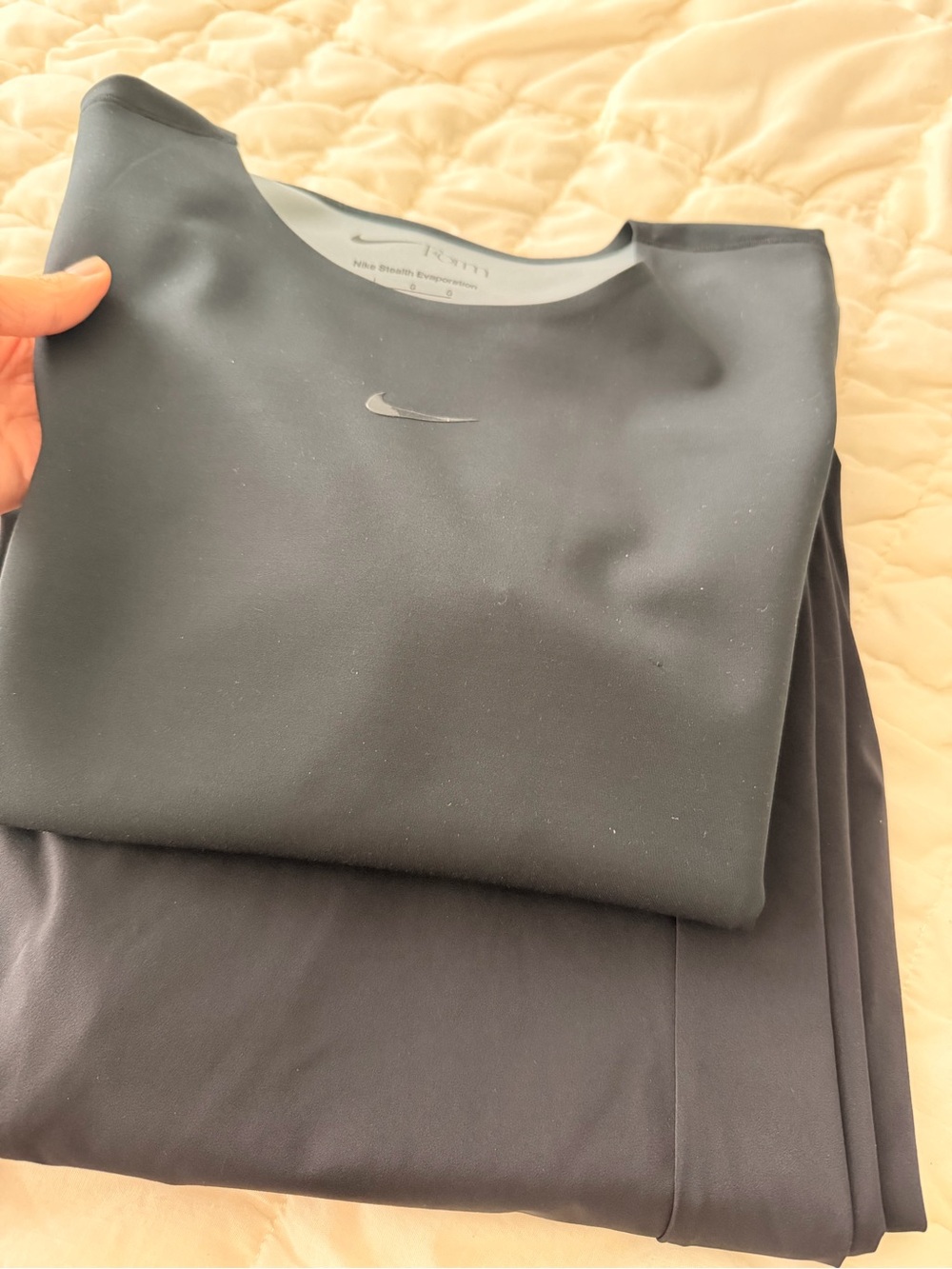 Nike Black Women’s Workout Top and Leggings Set